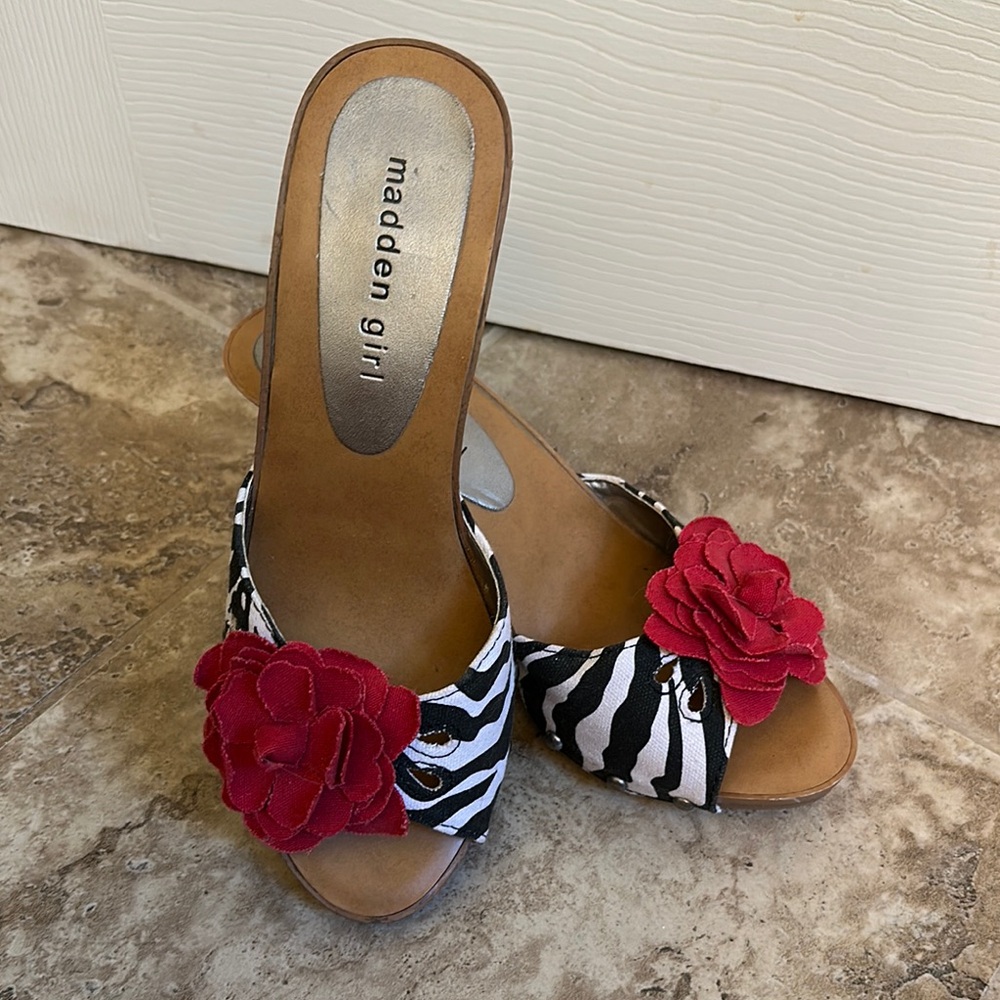 Madden Girl Black and White Mules with Red Floral Accent